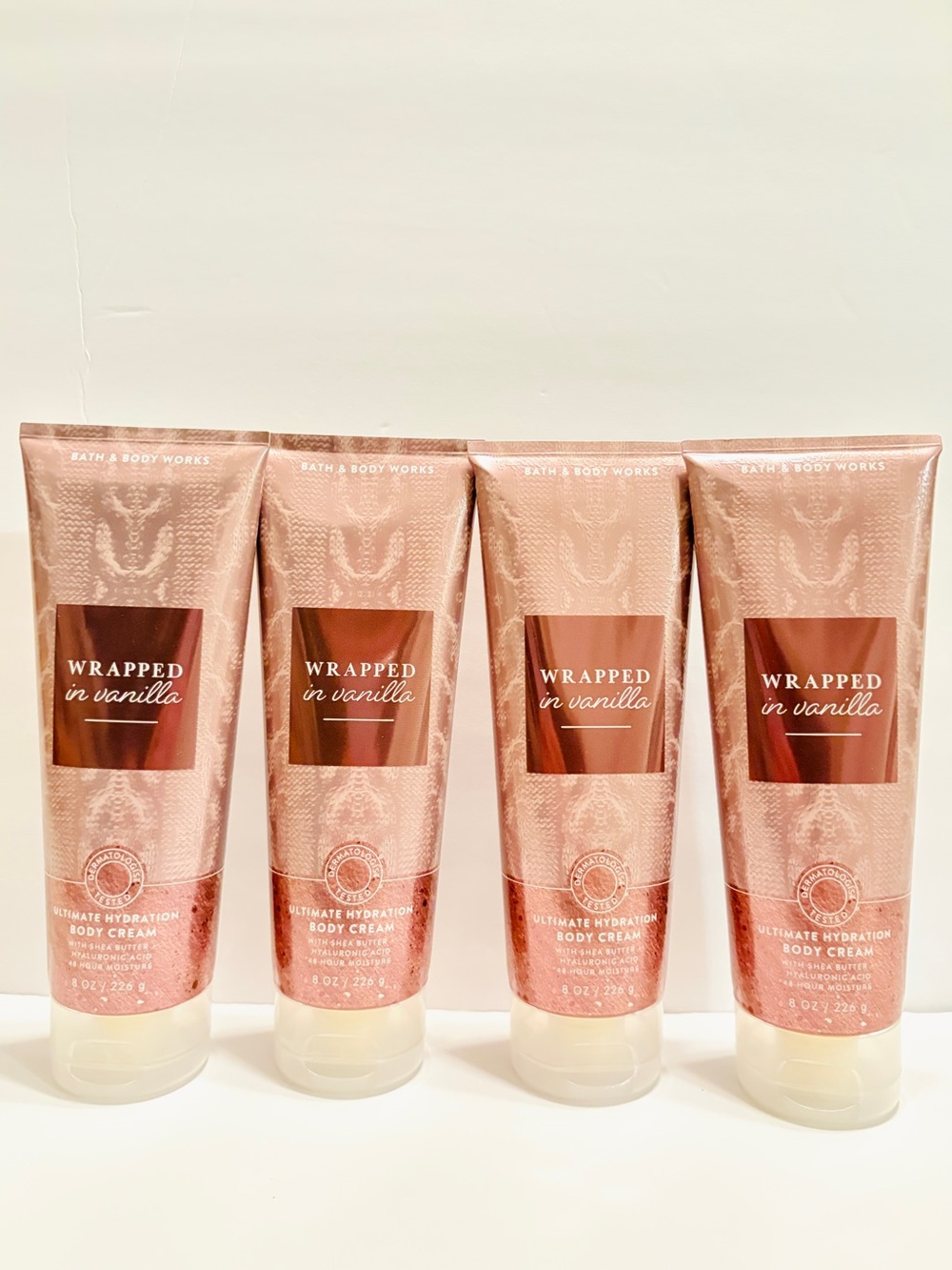 Bath & Body Works Wrapped in Vanilla Body Cream - Rose Gold